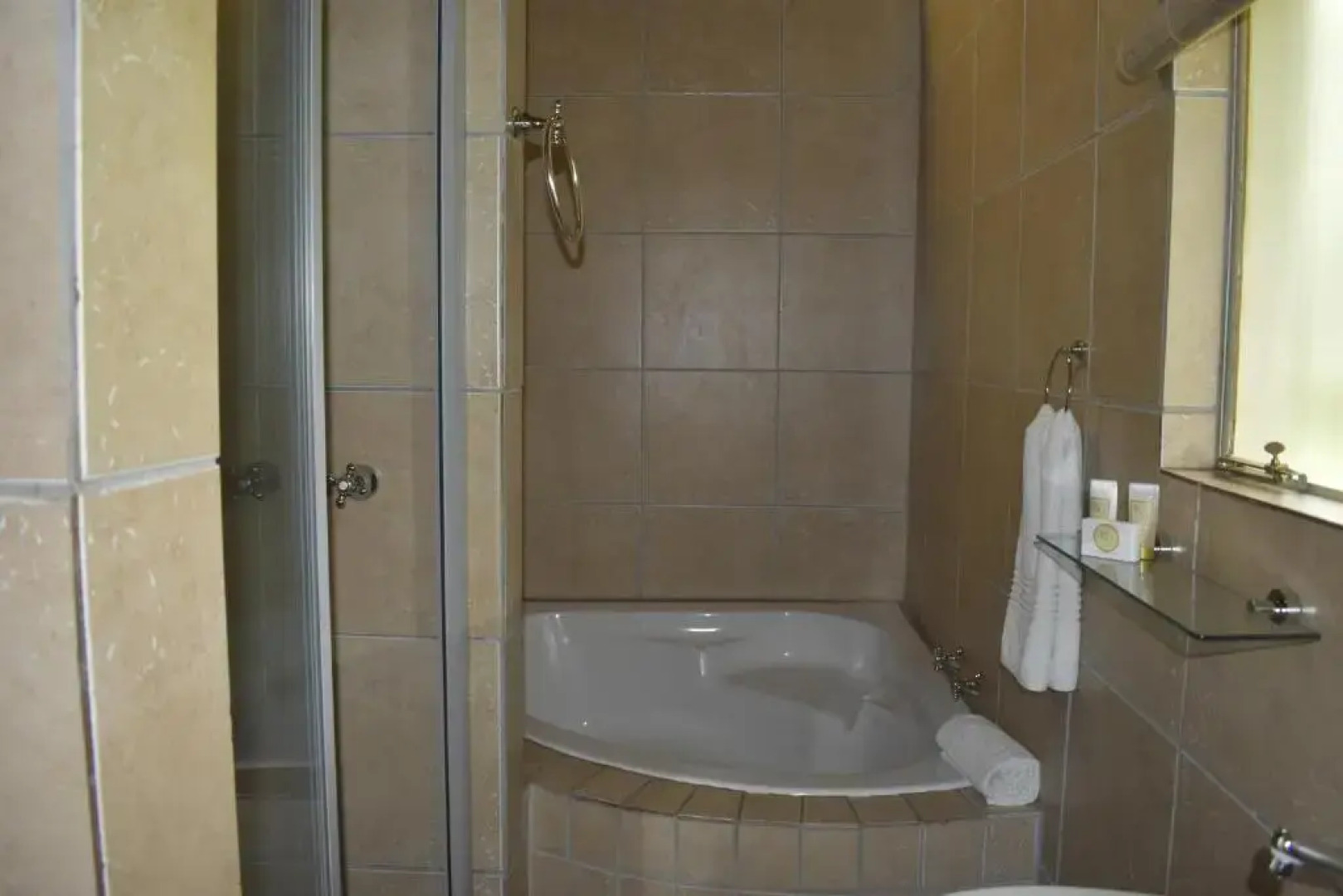 Waterglen Guest Lodge