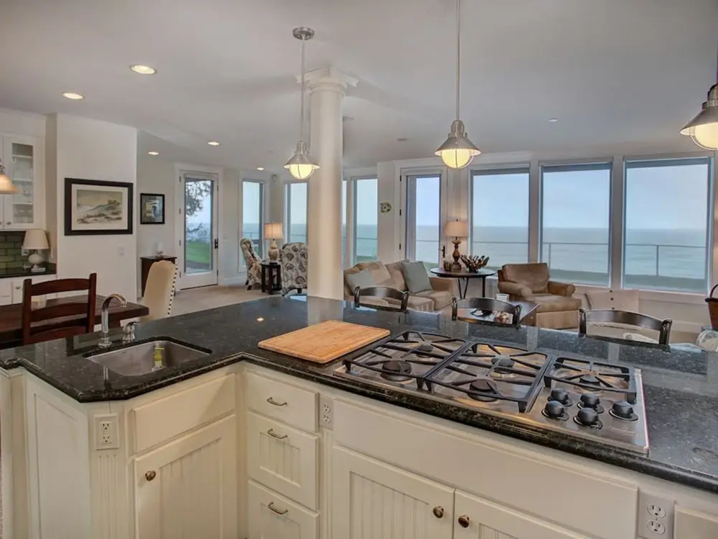 Neptune's Perch 3 Bedrooms 3 Bathrooms Townhouse