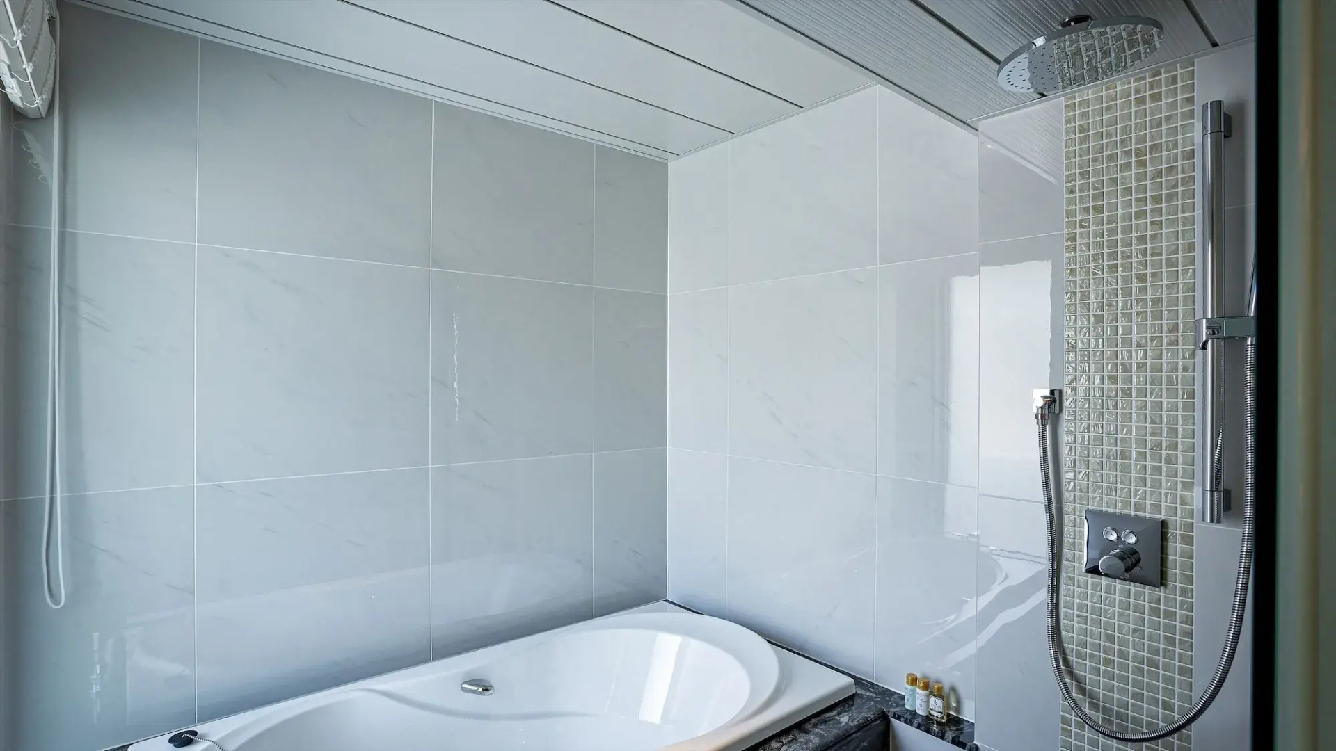 Okinawa Kariyushi Resort Exes Naha