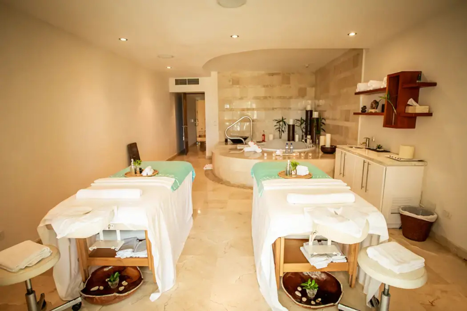 Casa Colonial Beach & Spa