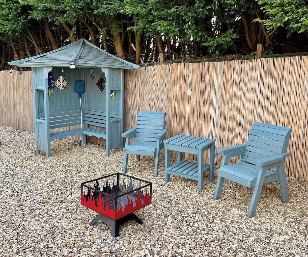 Stratford 4 BR Family Mansion With Pool, Gym & BBQ