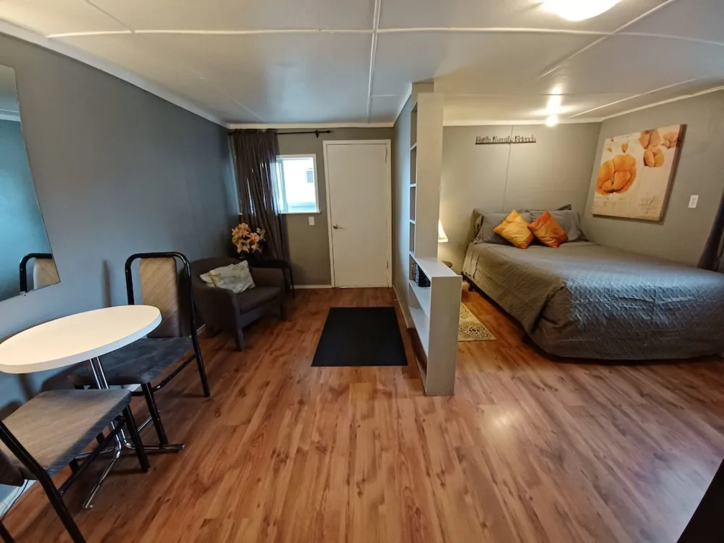 Deerview Lodge & Cabins - Princeton BC