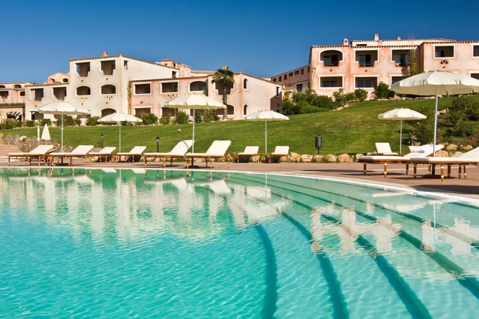 COLONNA RESORT, a Colonna Luxury Beach Hotel, Porto Cervo