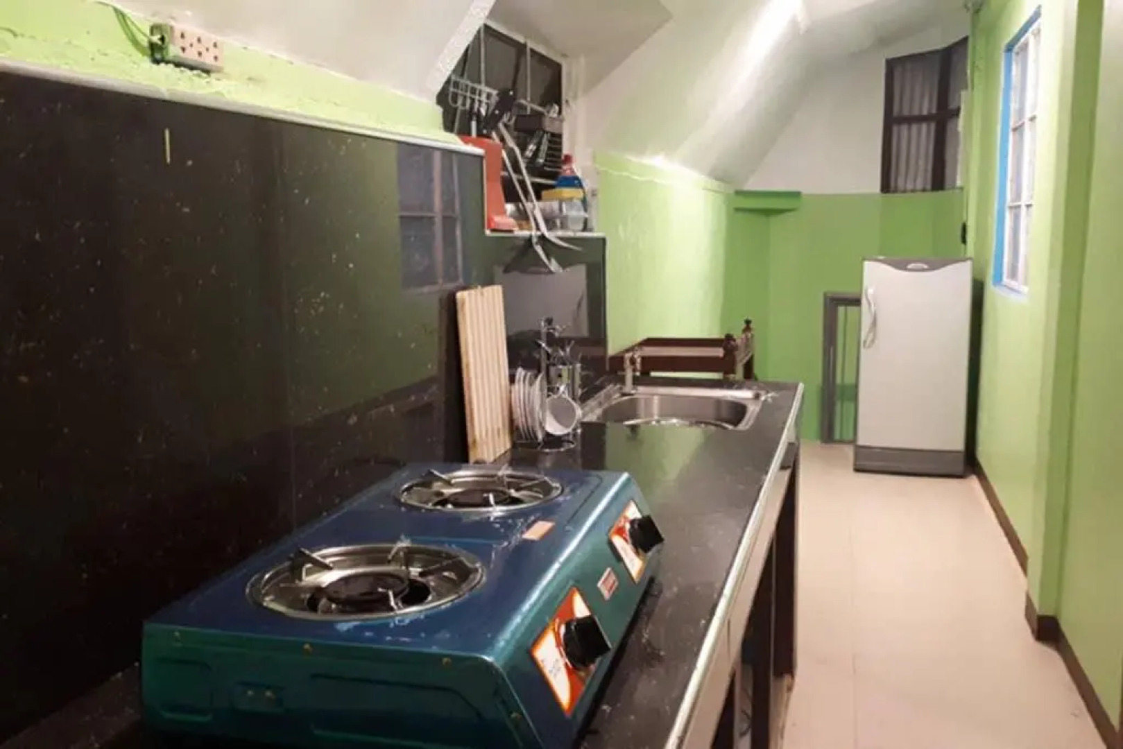 Adelle's Transient, spacious 3-bedroom homestay