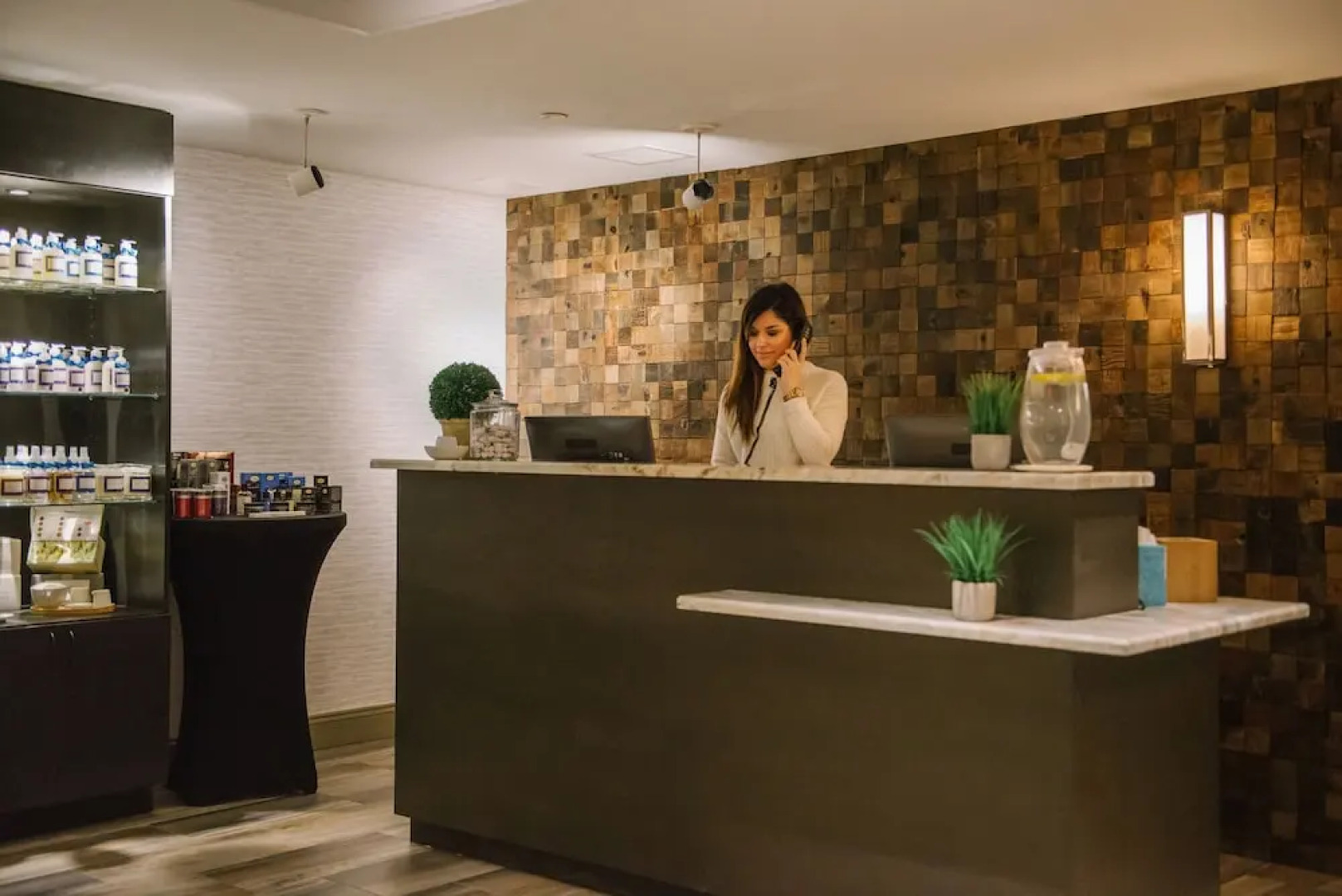 Hotel Saranac, Curio Collection by Hilton