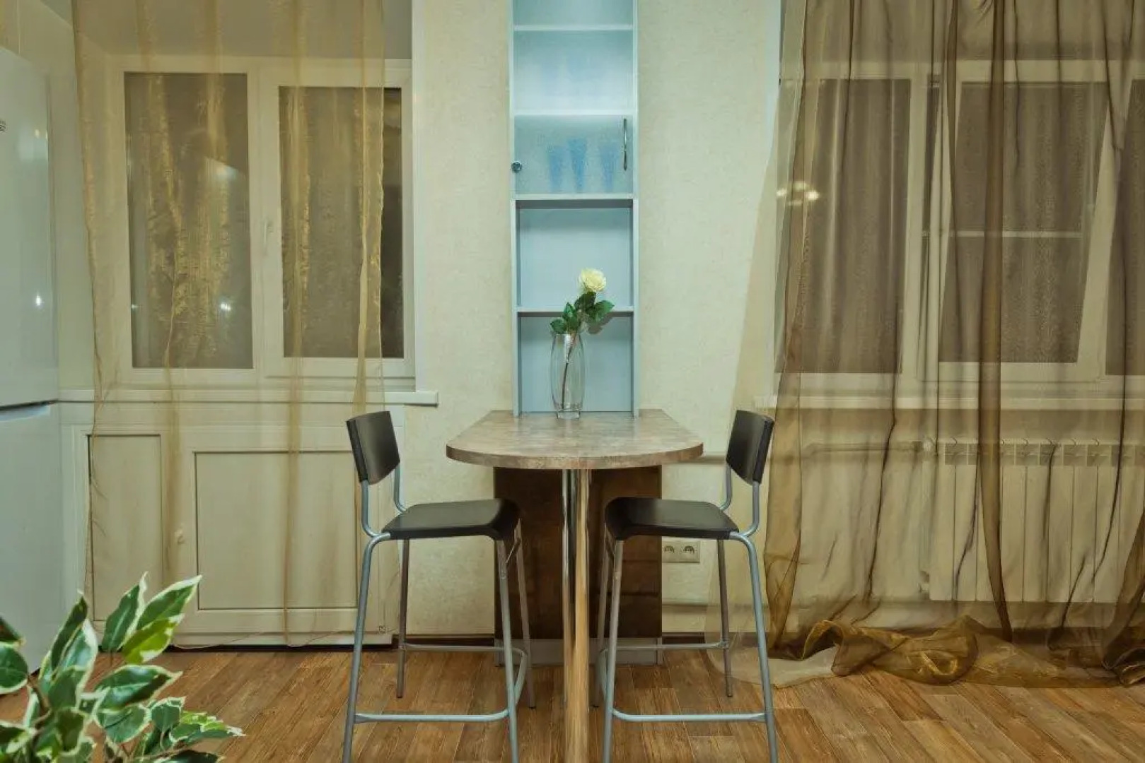 Apartments Sutki-Dom na Ploshchadi Gorkogo