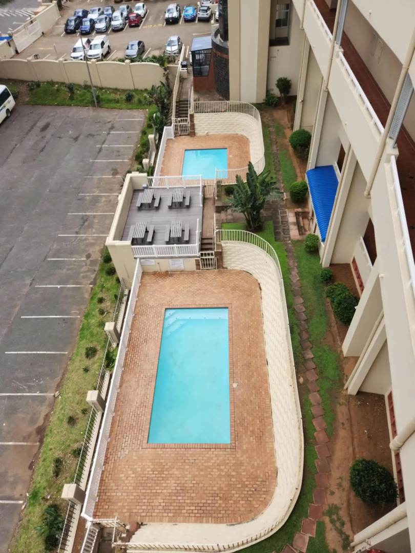 Beachside 3 bed apartment with stunning seaviews