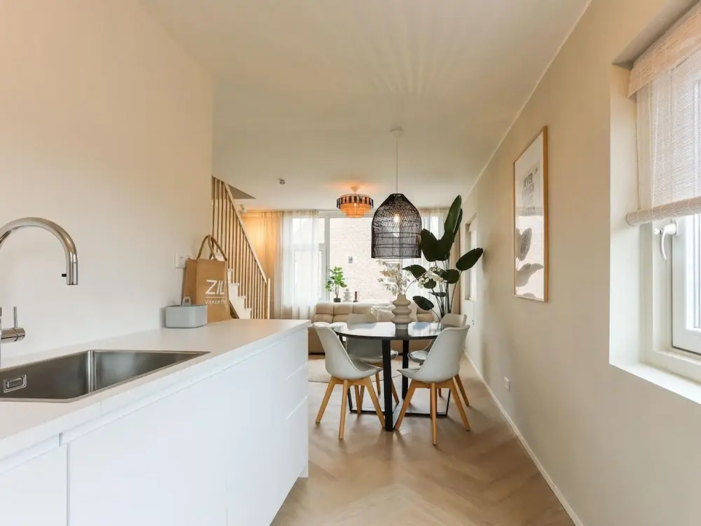 Suite in Vrouwenpolder Near North Sea Beach