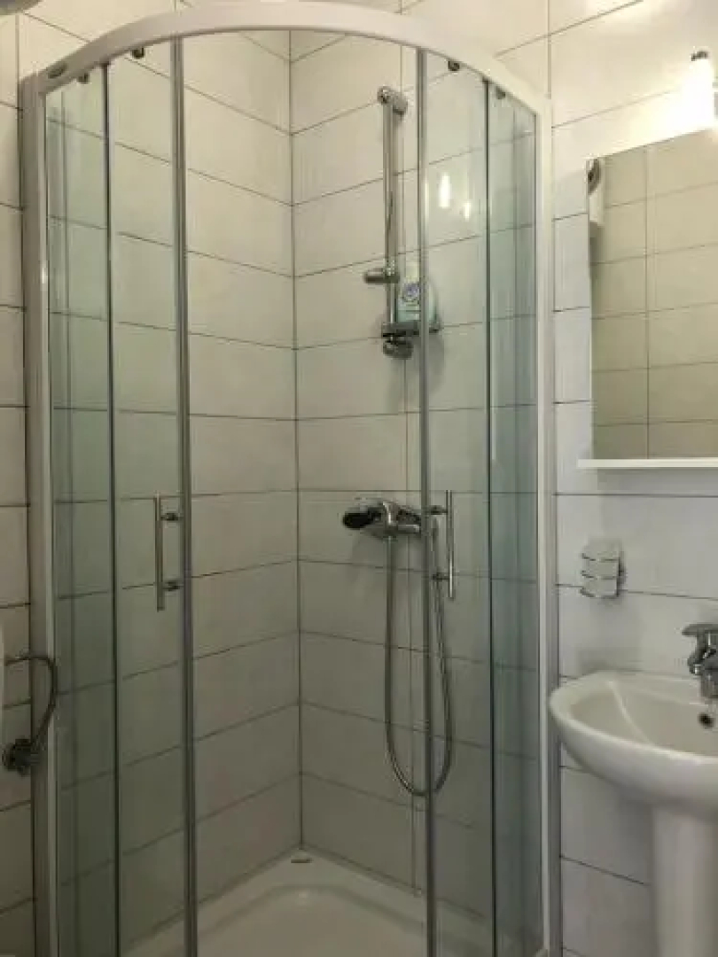 Apartments & Rooms Nardin