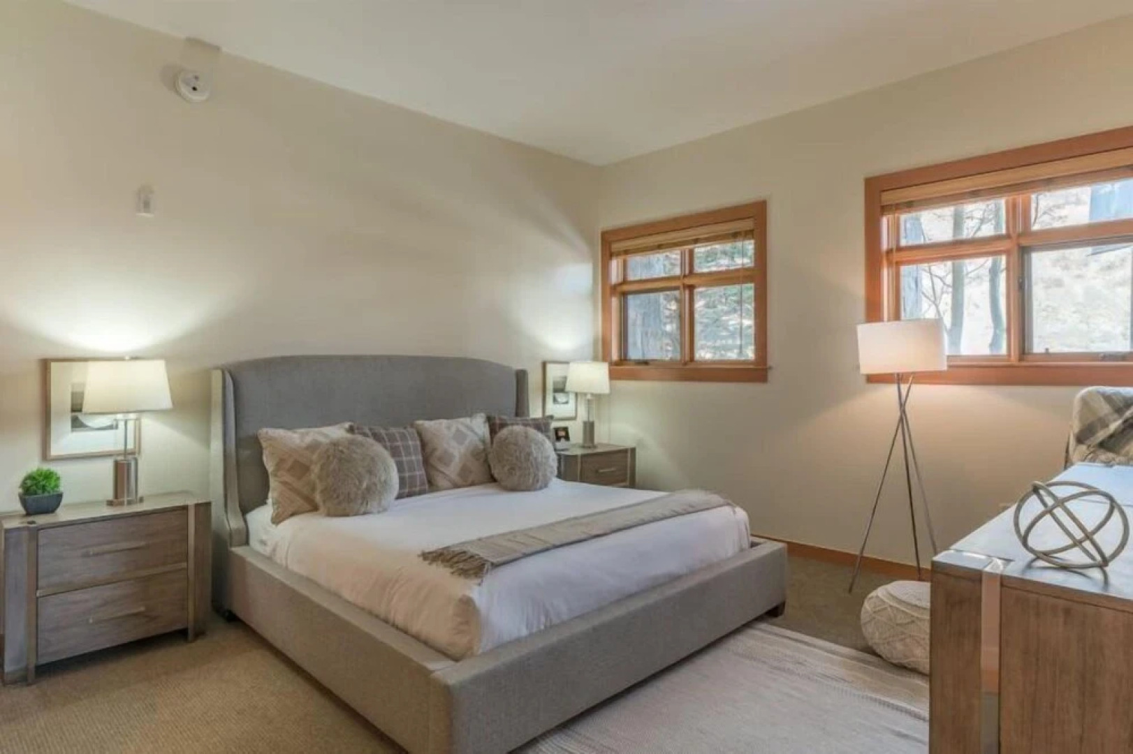 Luxury Ski in, Ski out 3 Bedroom Mountain Resort Vacation Rental in the Heart of Snowmass Base Village