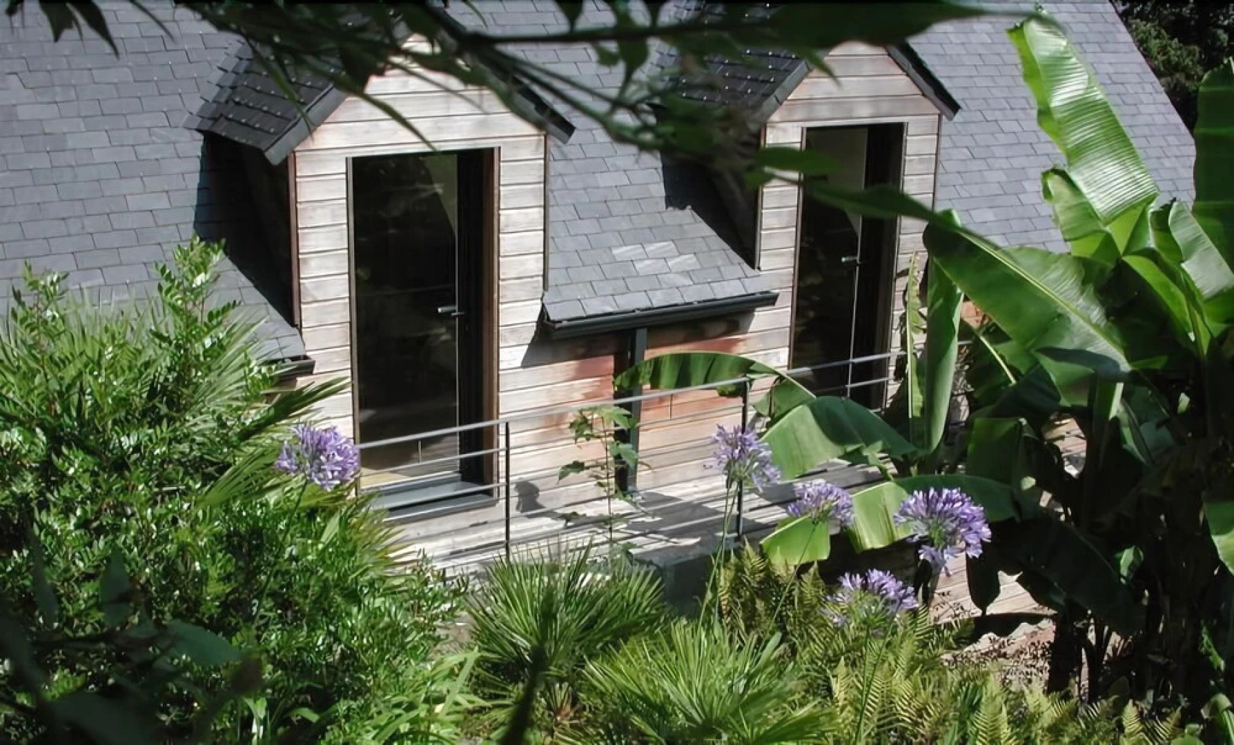 Un Jardin en Pente Douce