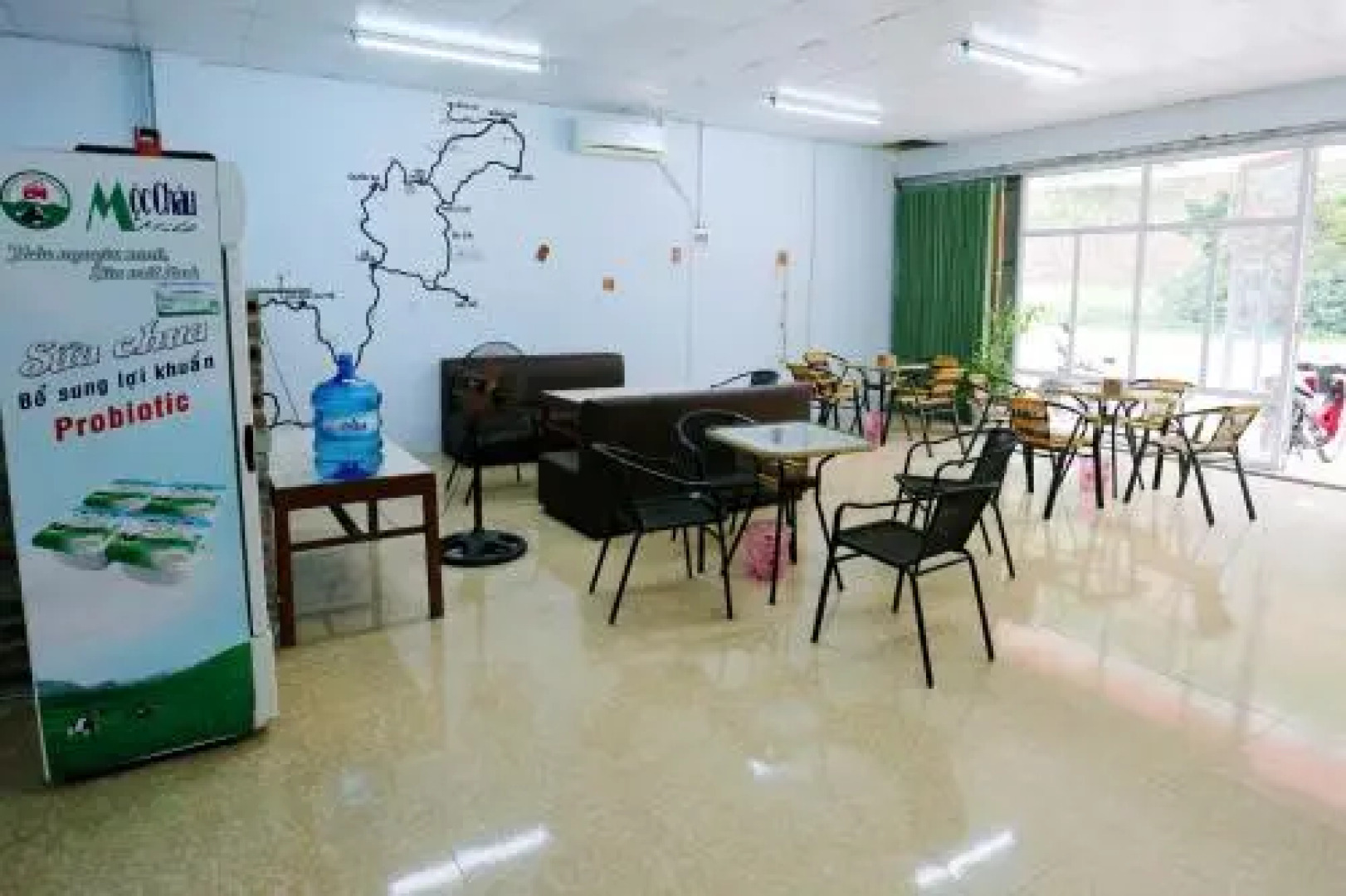 Giang Son Hostel