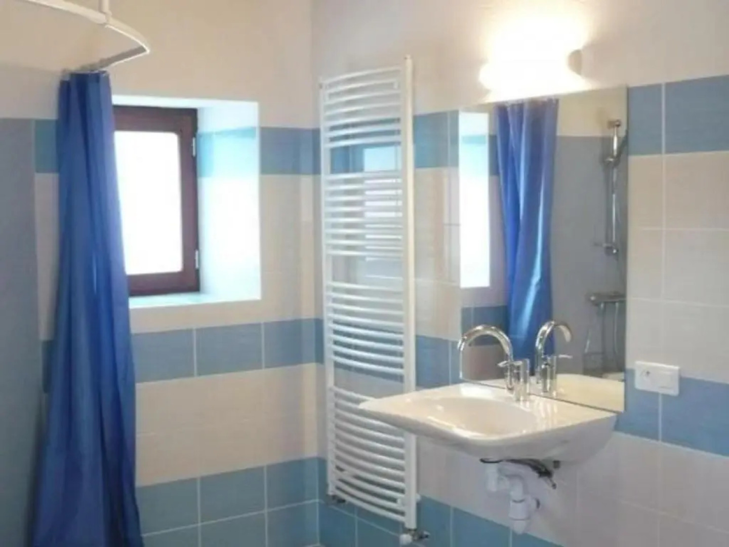 Gîte Gumières, 6 pièces, 11 personnes - FR-1-496-148