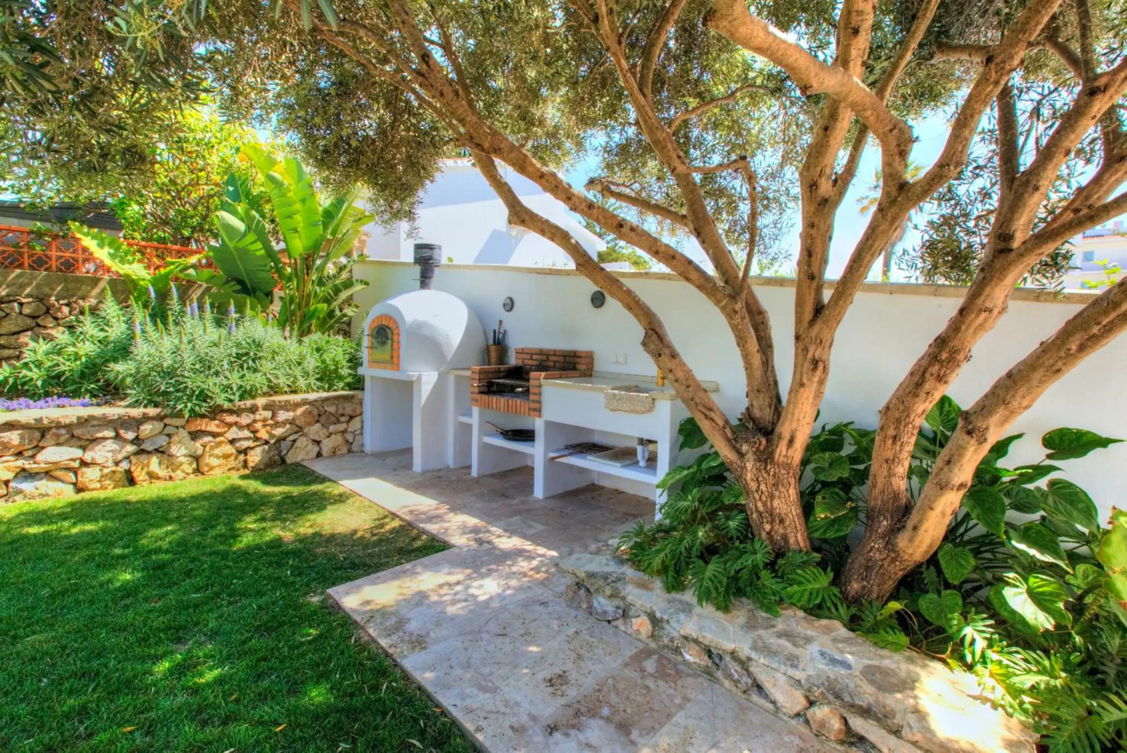 Villa Mas Tranquila - A stylish villa with pool 150 m from the beach