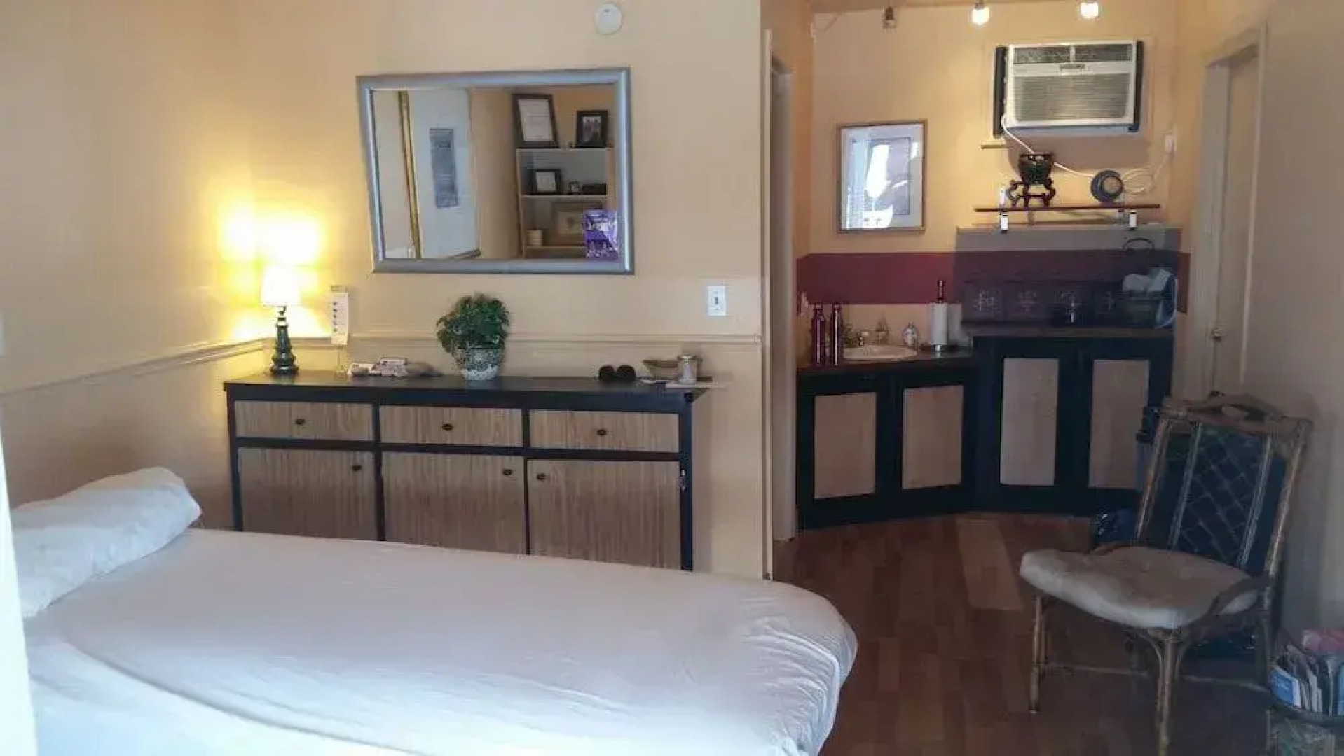 Paradise Lakes Resort, Clothing Optional Resort - Adult Only