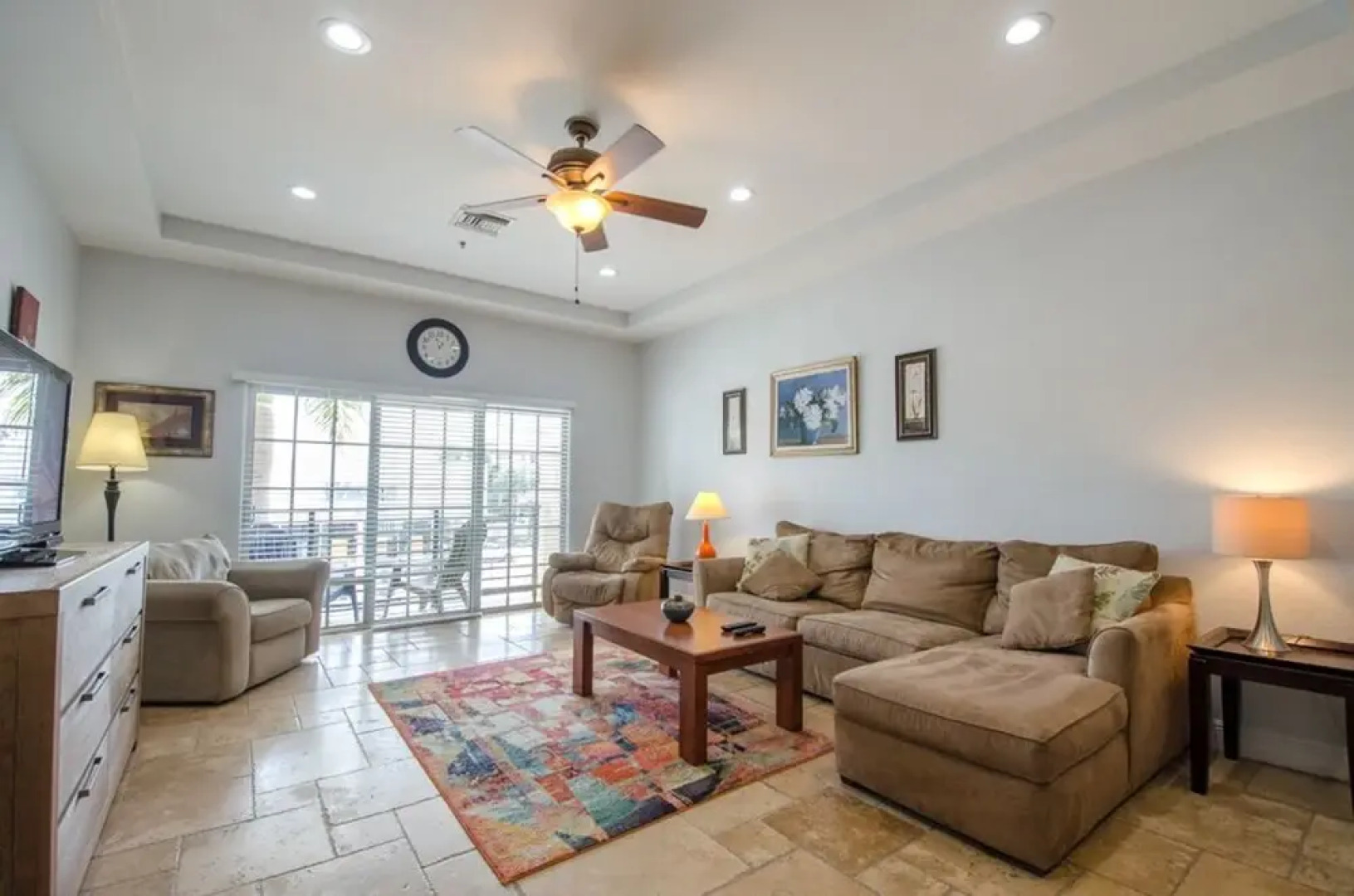 Vistalmar Two Bedroom Deluxe Apartment