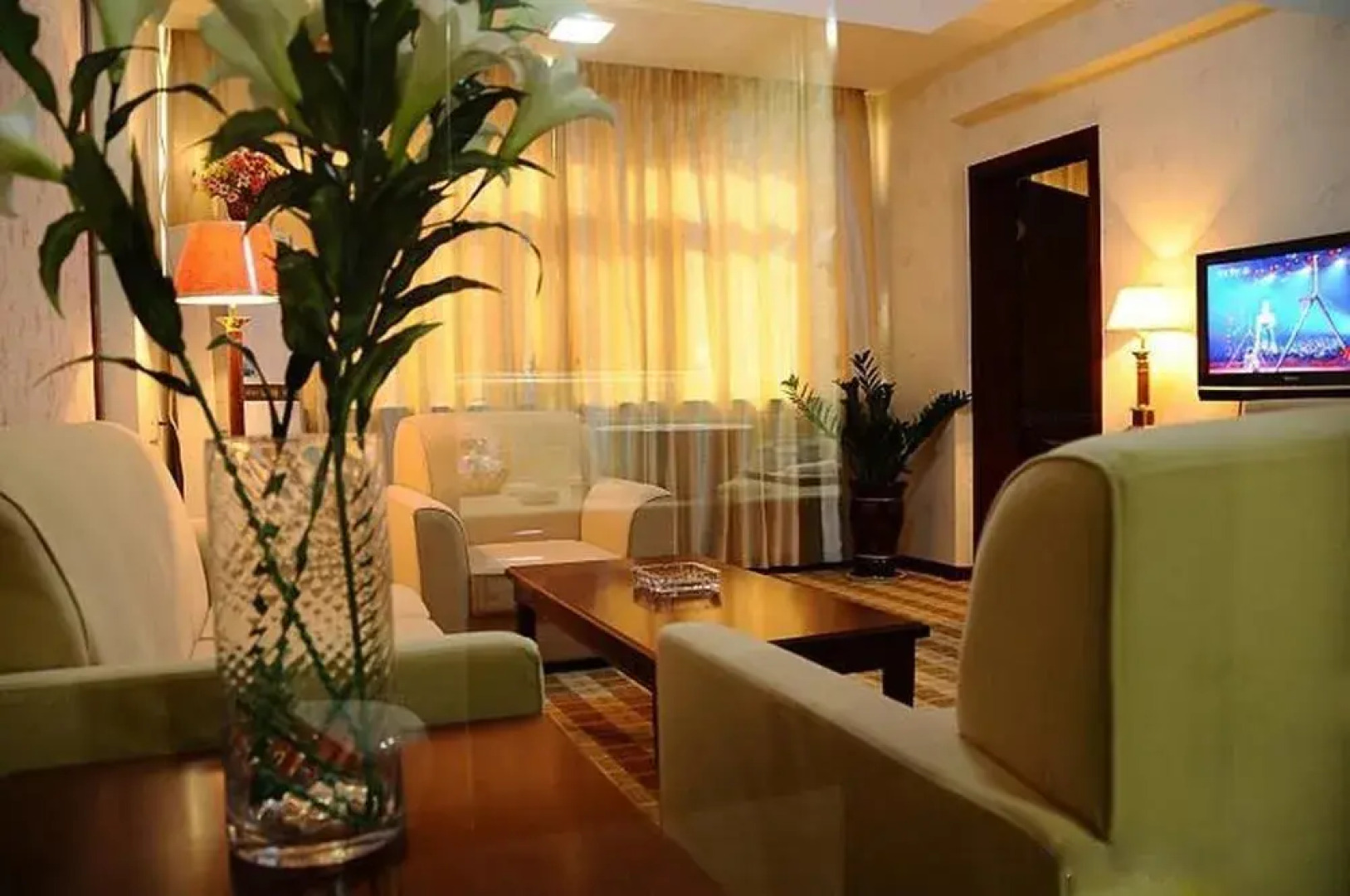 Zhongwei Wanrui Hotel