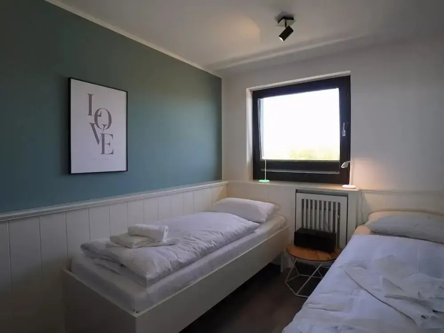 Penthouse by North Sea With Pool and Sauna