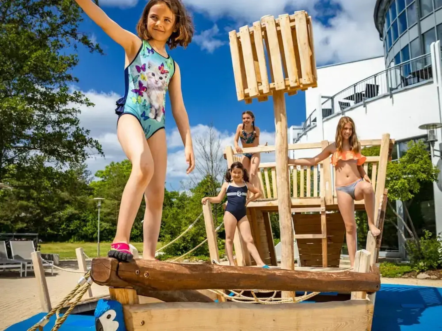 Wohnung in Gtshren Lebbin mit Garten