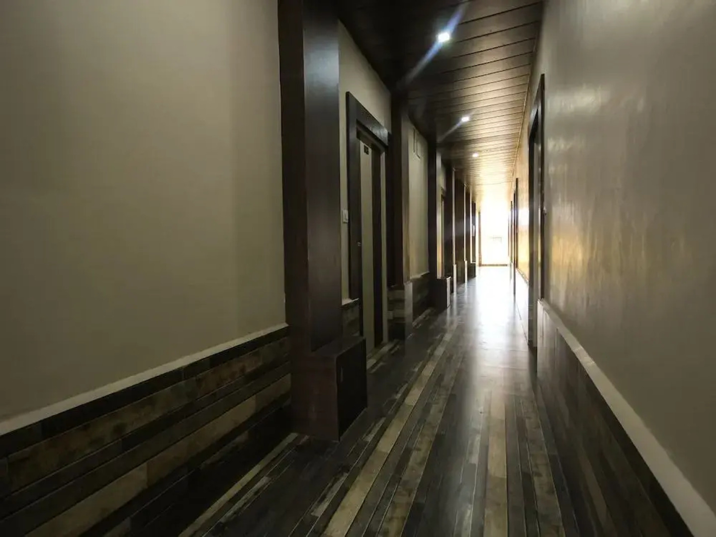 OYO 26672 Funky Town