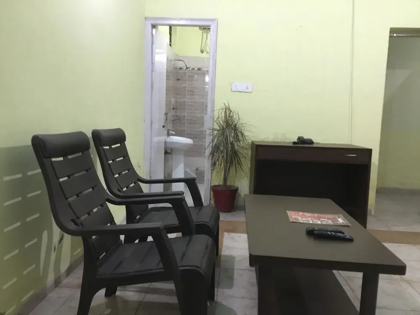 Hotel Pinjore Holiday Home