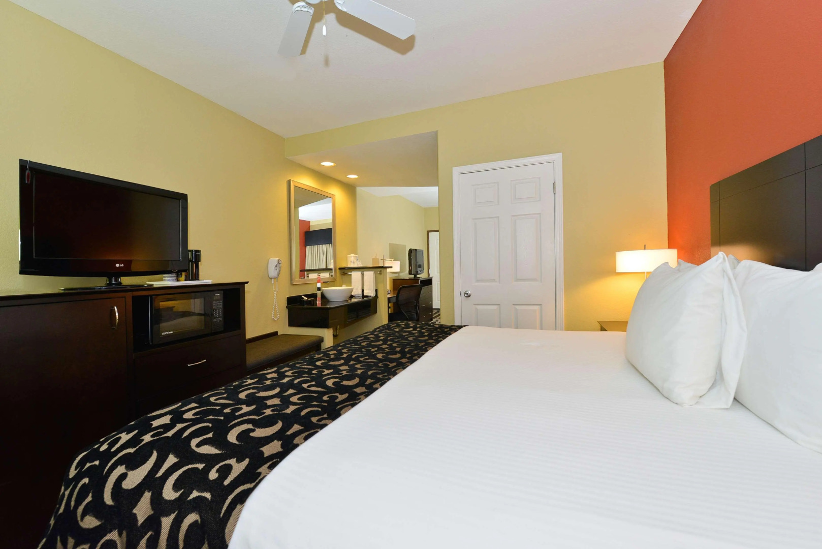 Best Western La Place Inn