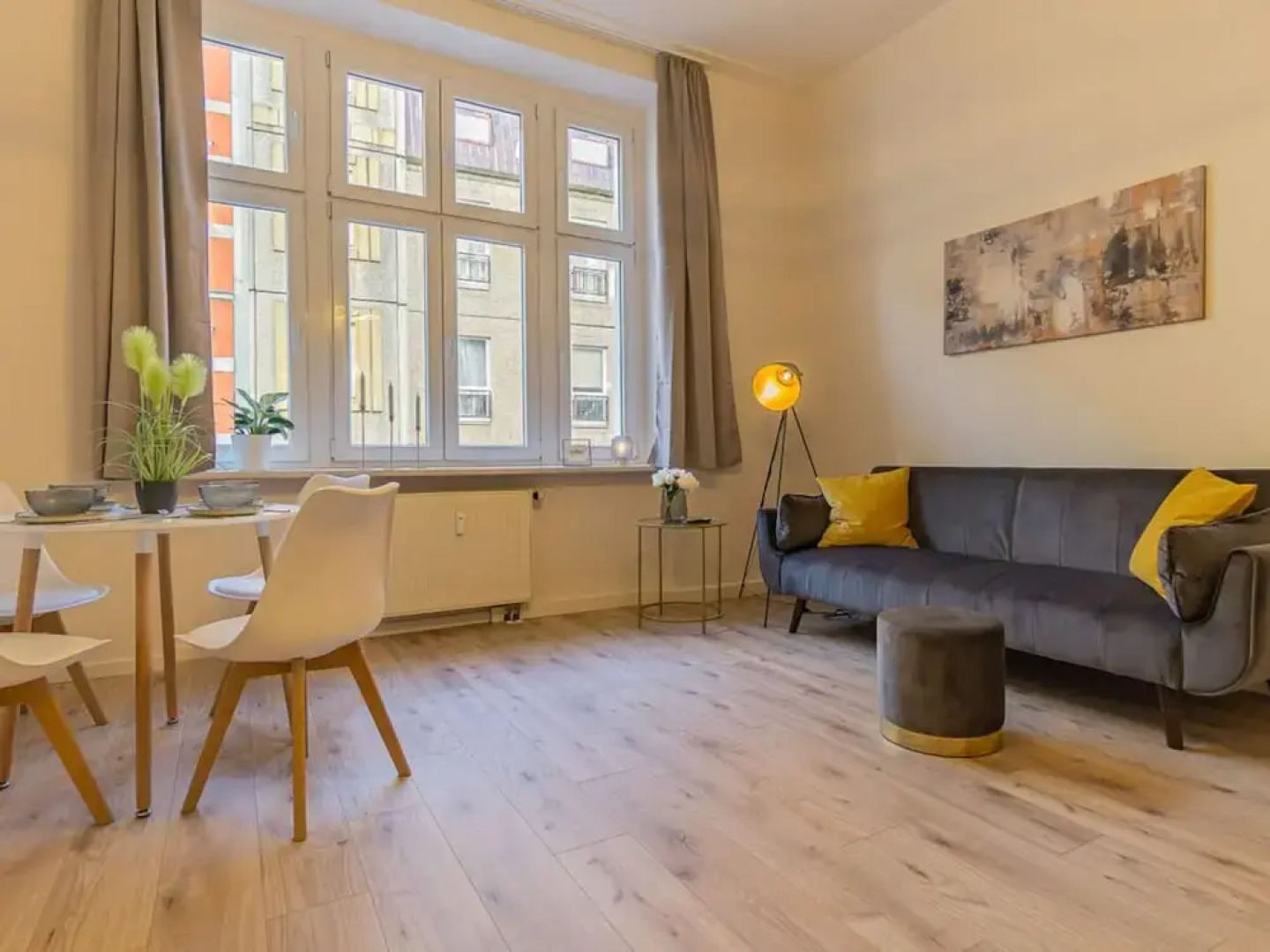 City Apartment Comfortable Holiday Residence