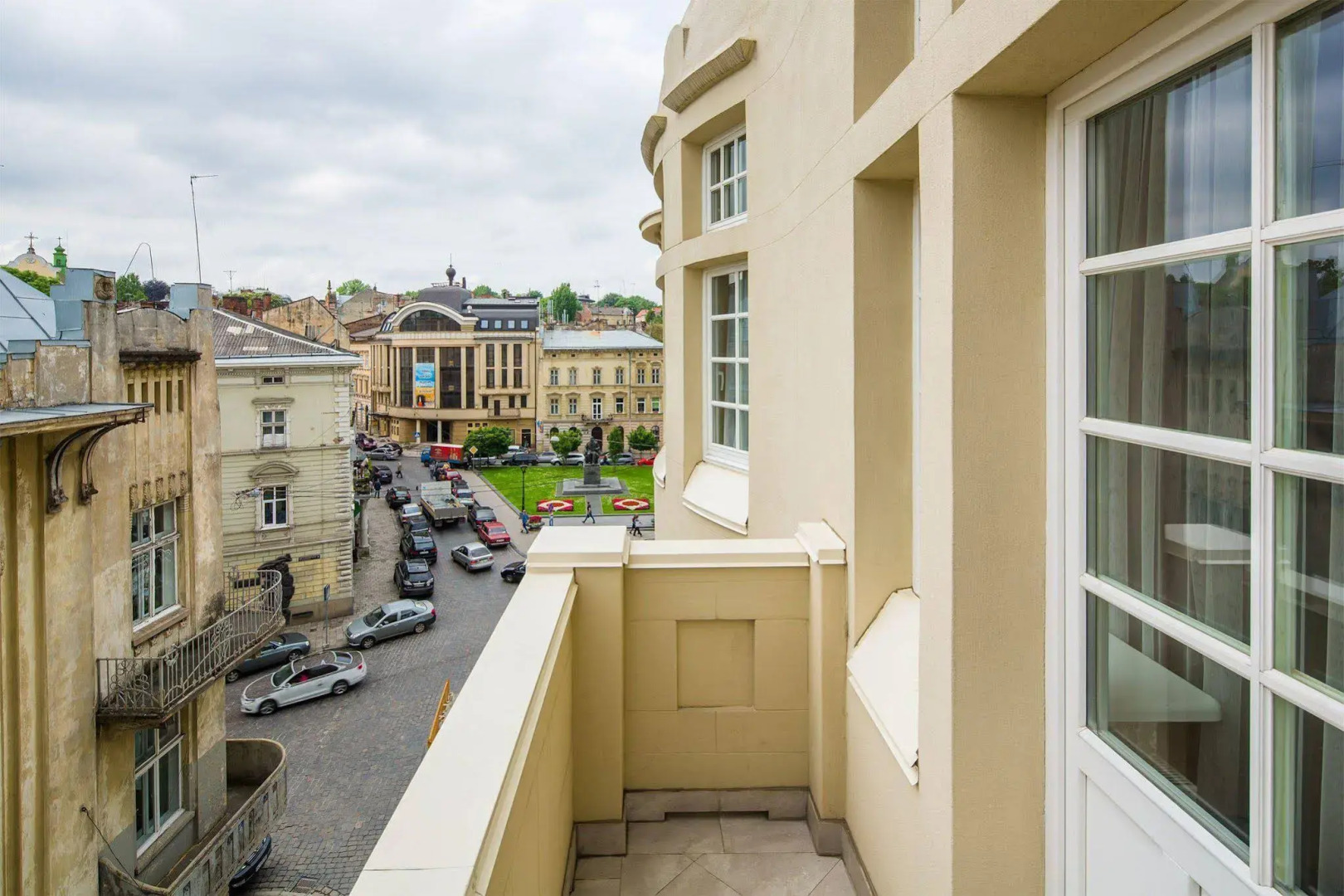 Гостиница «Атлас Делюкс»