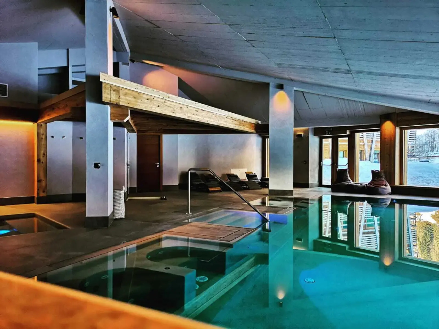 Charmant Petit Hotel