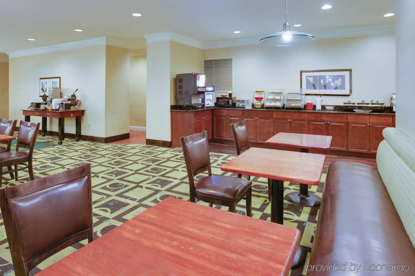 Garner Hotel Glen Burnie BWI Airport Area by IHG