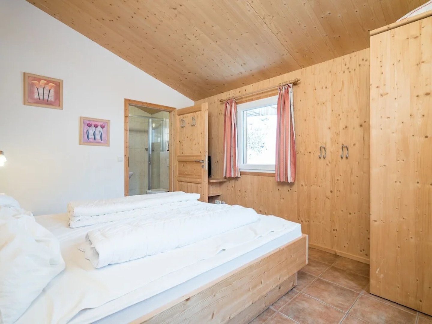 Luxury Chalet in Hohentauern with Panoramic Mountain Views