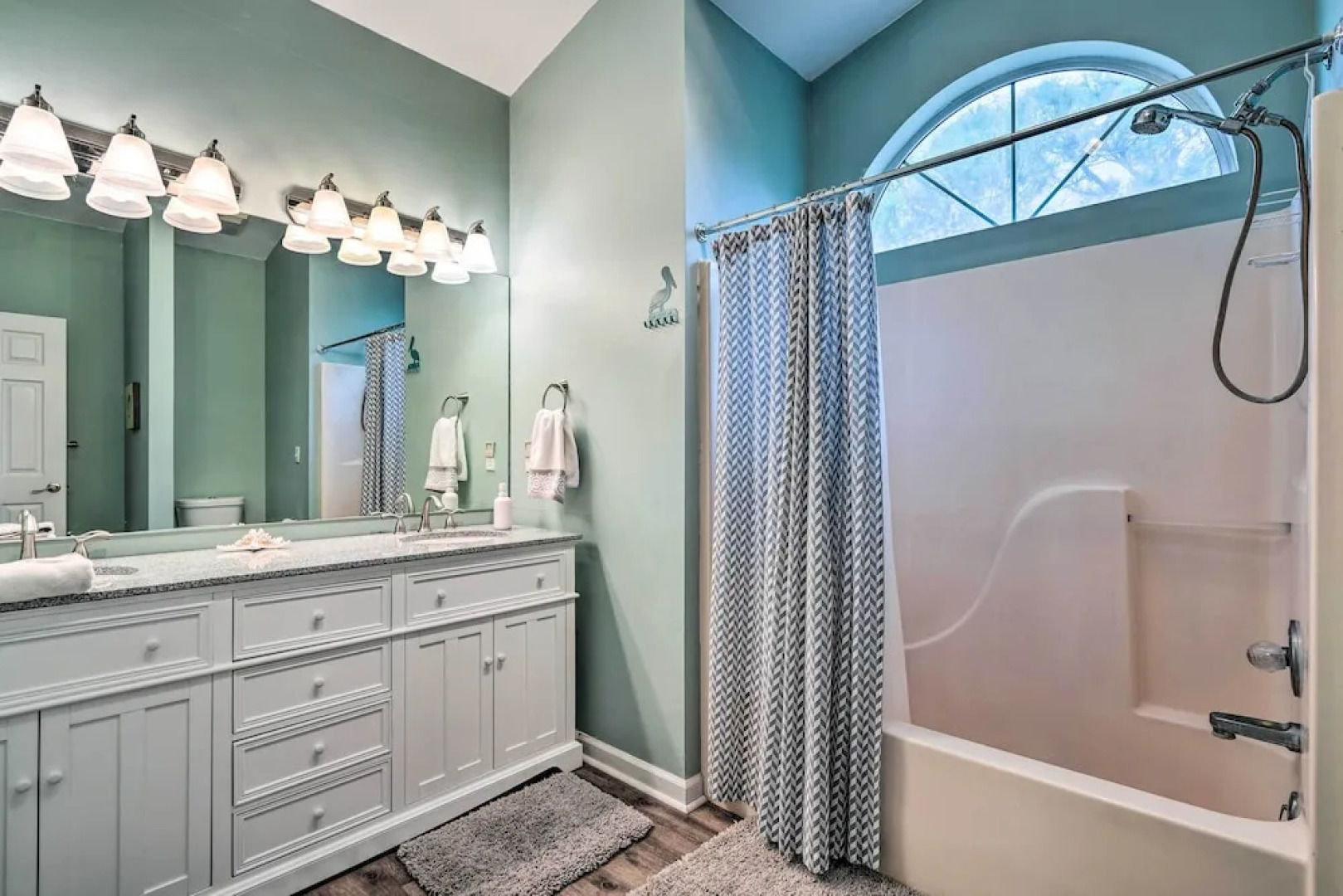 Awesome St George Island Home, Walk to Beach!