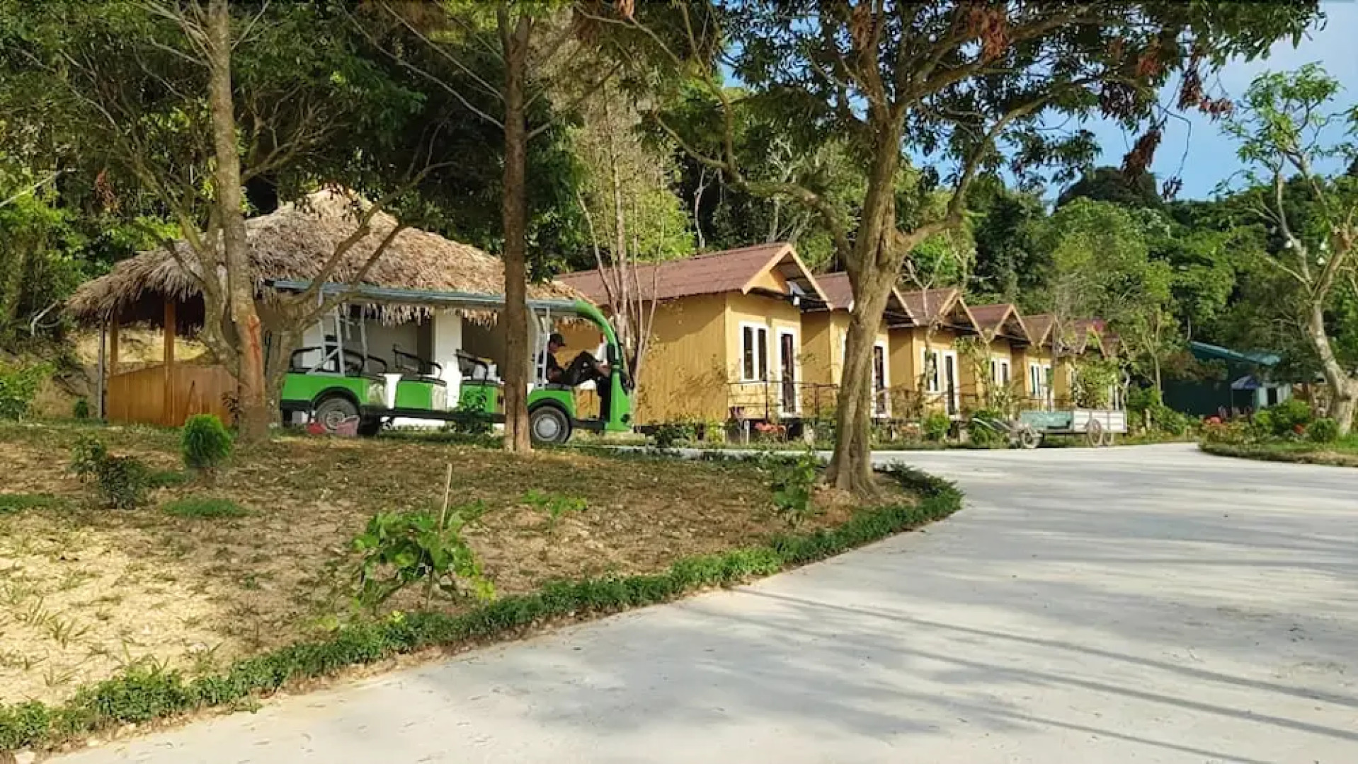 Thuy Hoang Resort