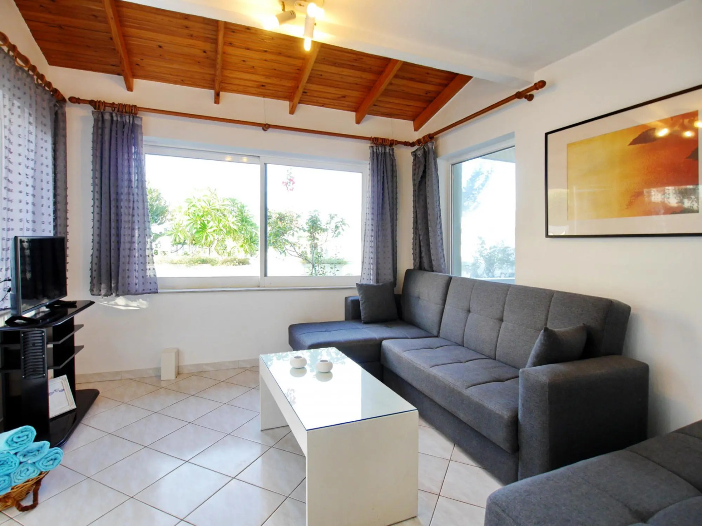 Rouladina Apt 4 in Stalos