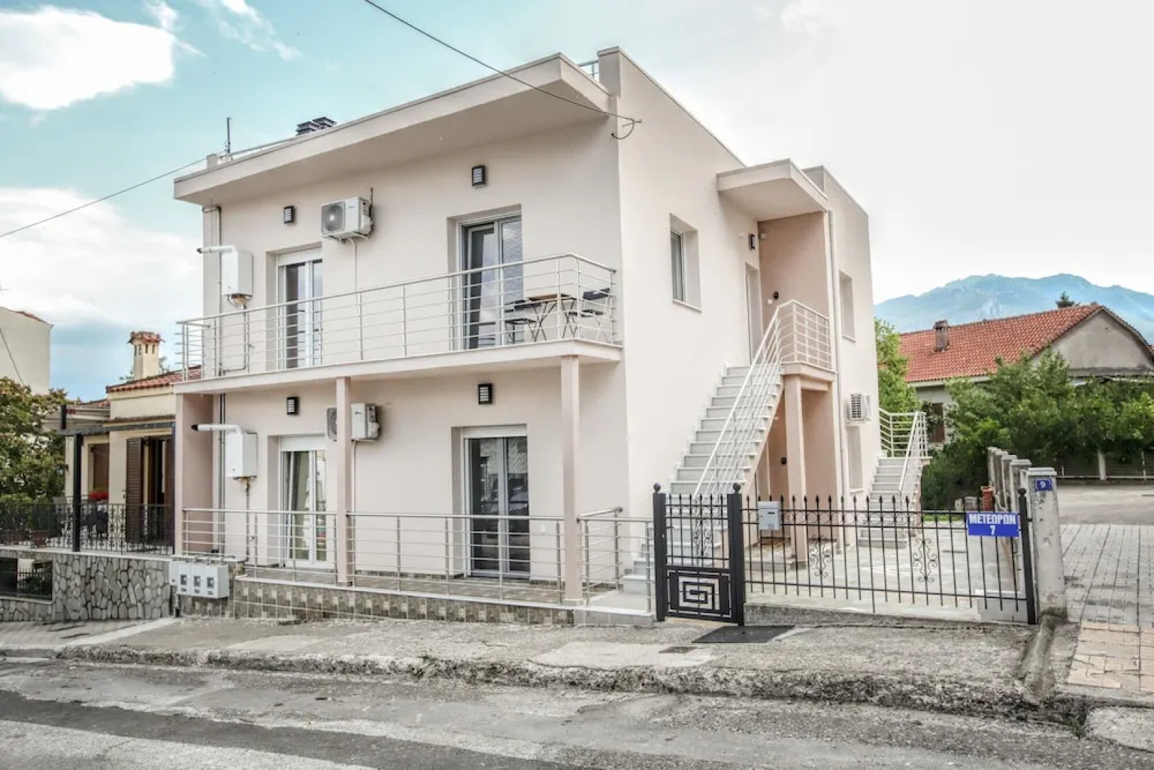 Terra di Meteora Suites 1