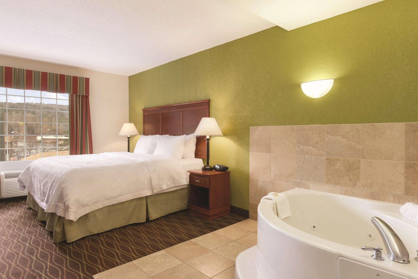 Hampton Inn & Suites Greenfield
