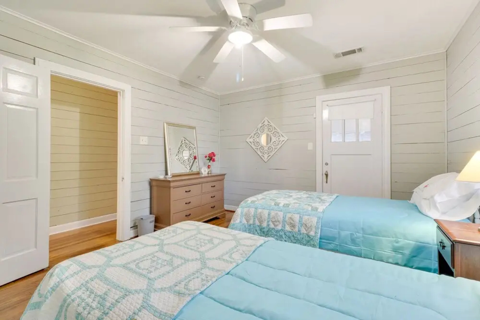 Charming Bryan Home - 3 Mi to Kyle Field!