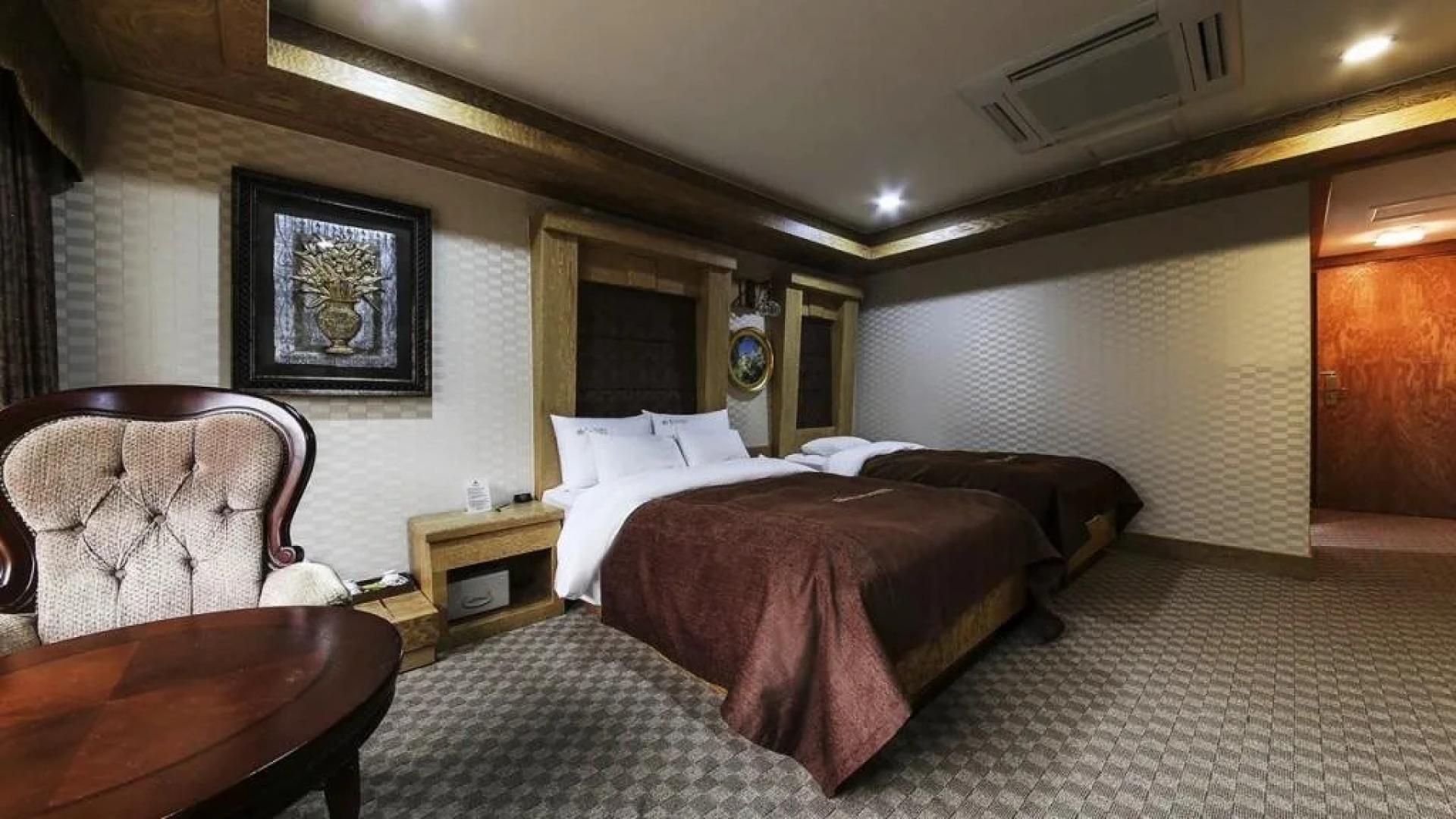 GunSan Riverhill Hotel