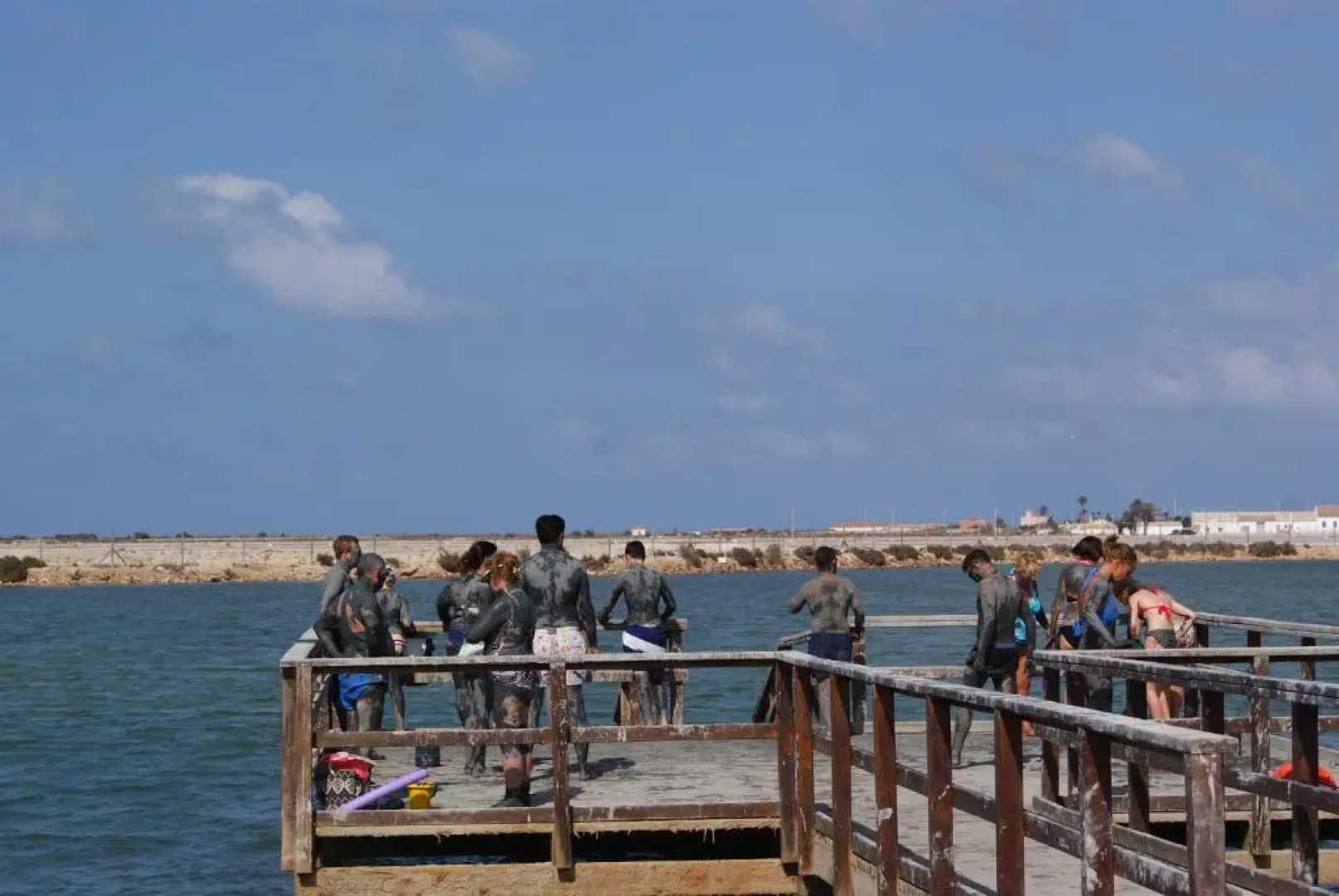 Los Nietos Apartment