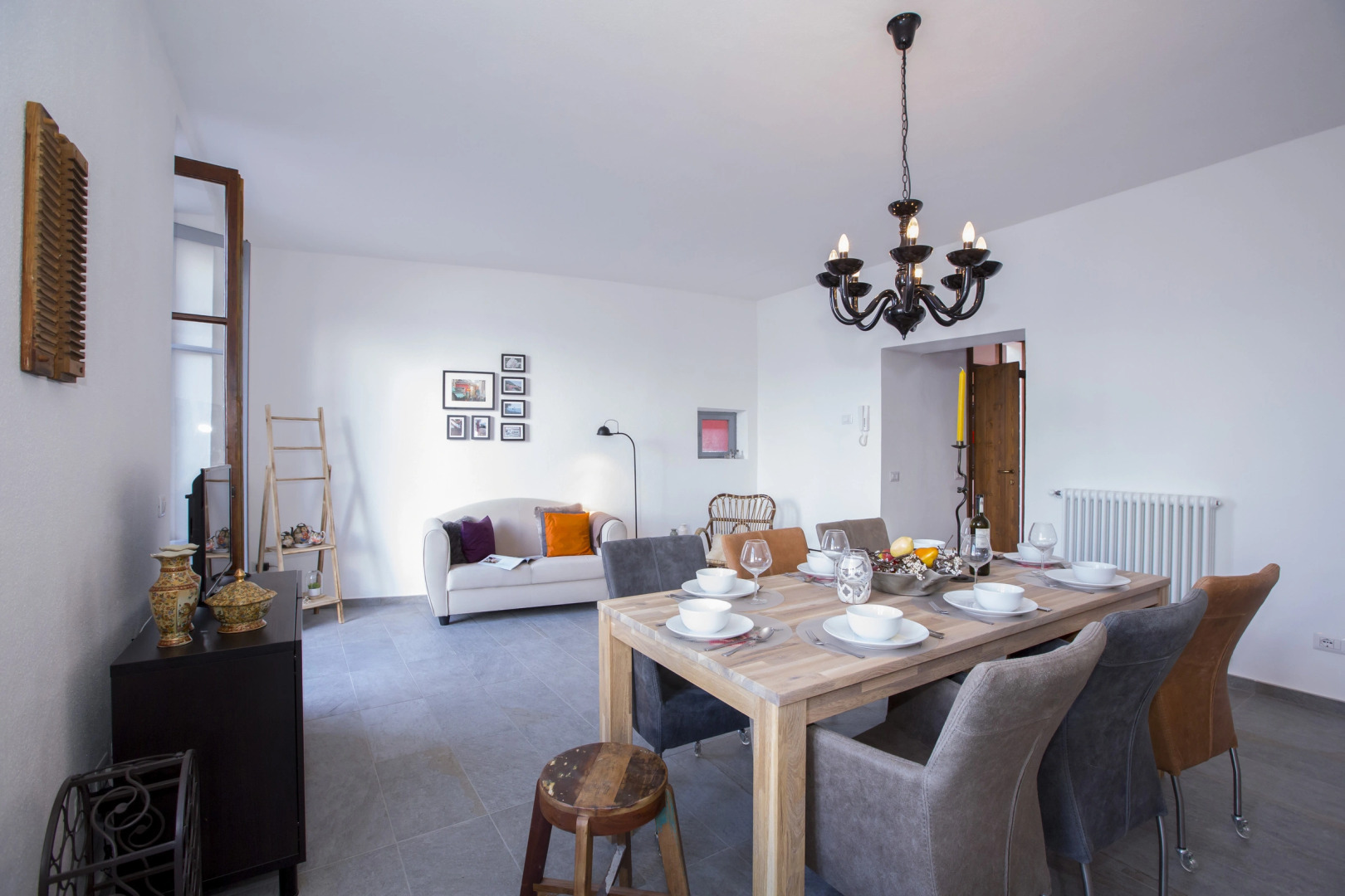 Rustico Logo Bellavista