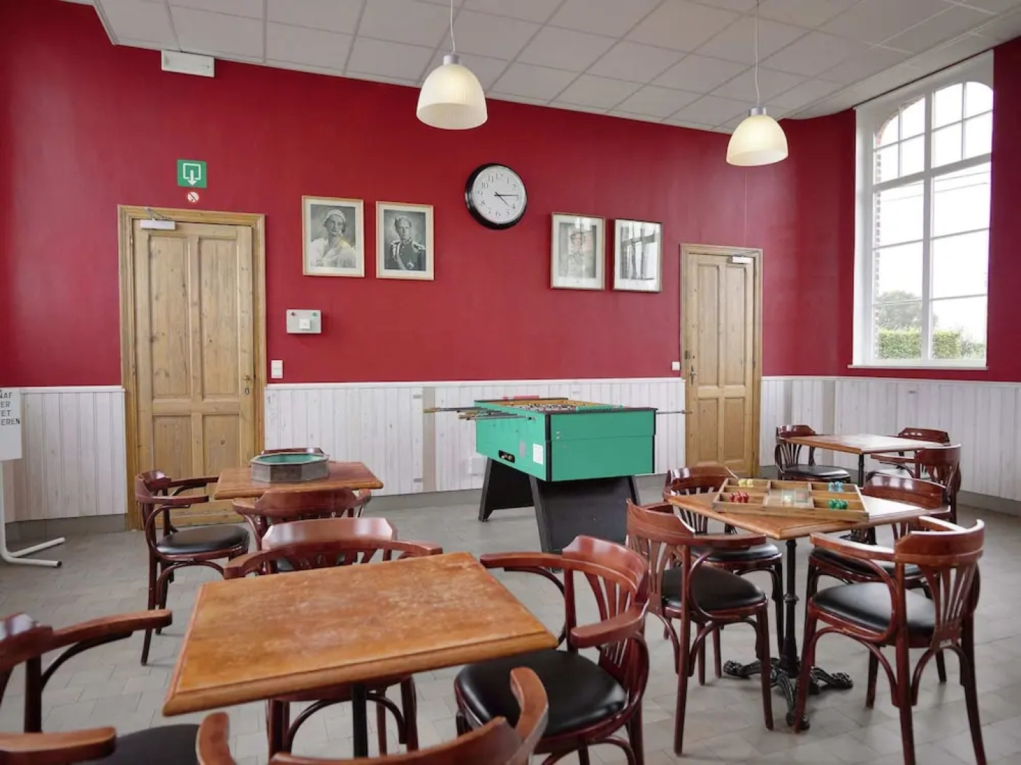 Oud Schooltje De Linde for Twenty Person