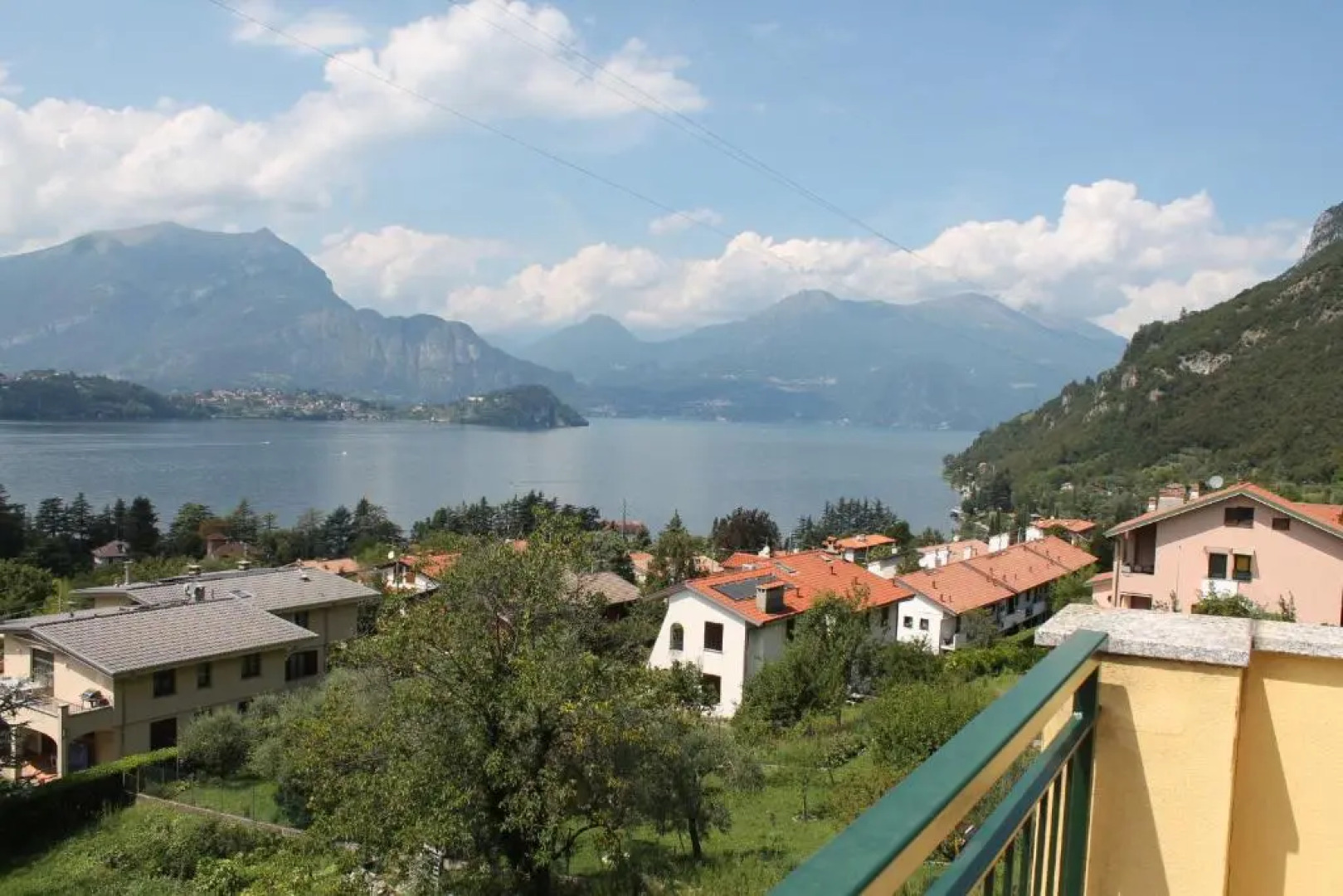Balcony Lake View Apartment