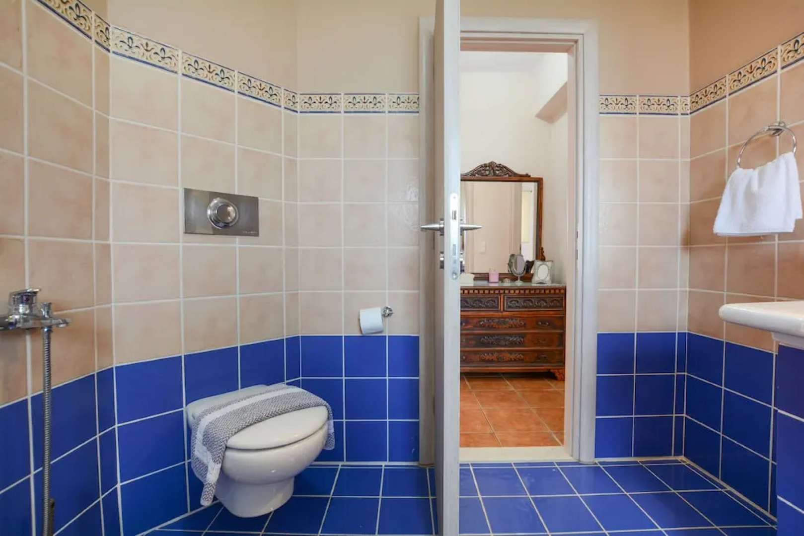 Nautilus Villa with private pool