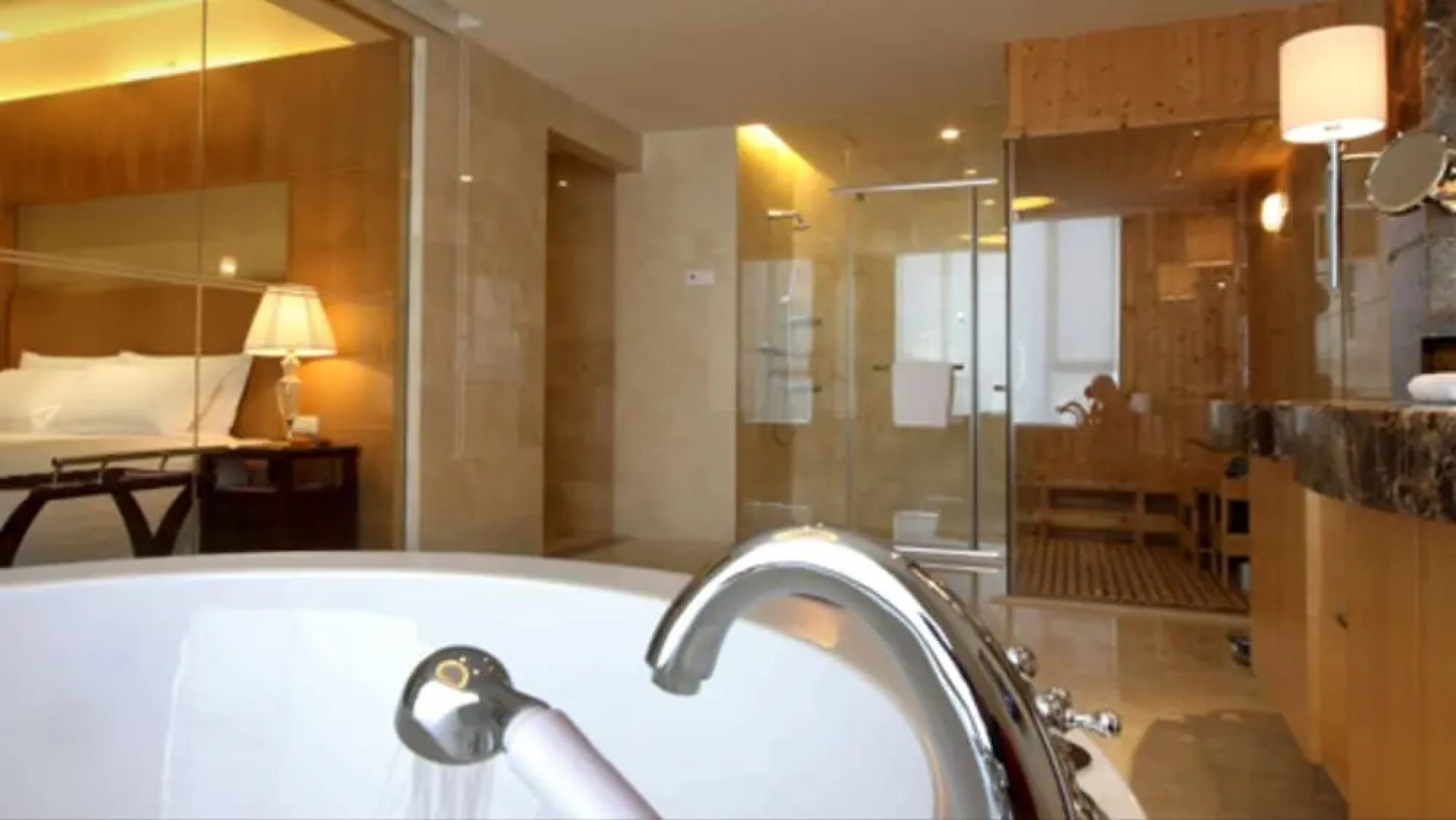 Hotel Paris Pan-Island