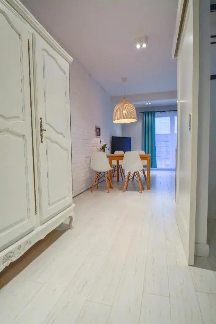 Apartamenty Bryza - Debina