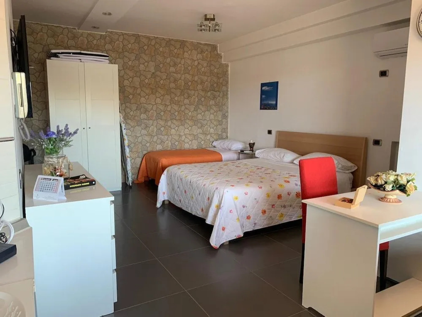 Miss Emily Vesuvio B&B