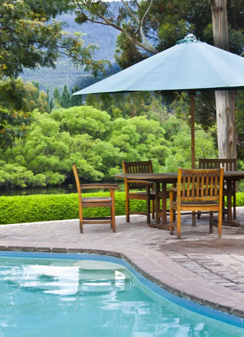 The Shingles Riverside Cottages