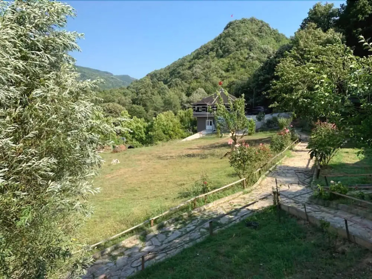 Sakli Cennet Esadiye