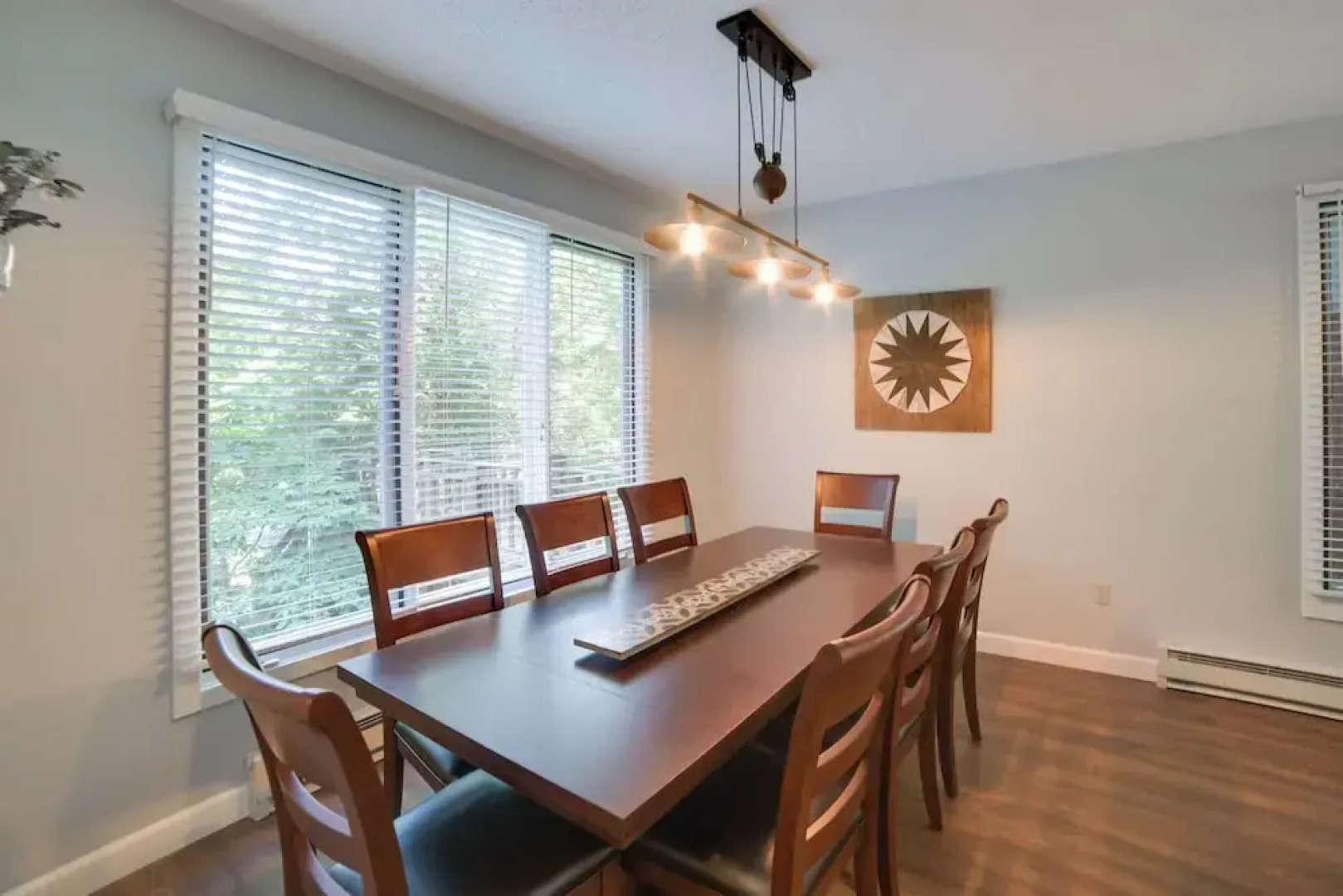 Lovely Condo w/ Deck, 1 Mi to Wintergreen Resort!