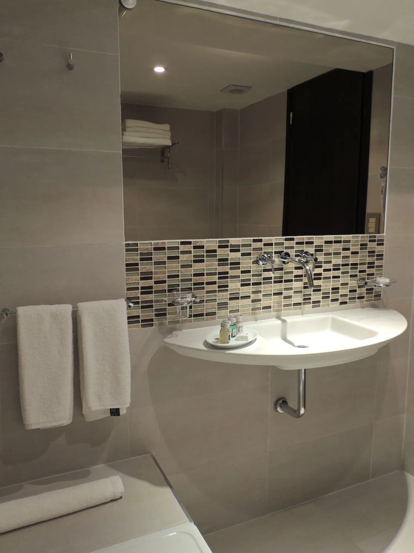 Premium Tower Suites San Luis